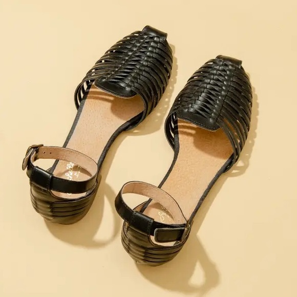 Seychelles Shoes - Seychelles Bits N’ Pieces leather sandal